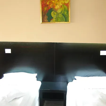 Hotel Delpack 4*