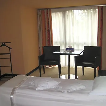 Hotel Delpack 4*