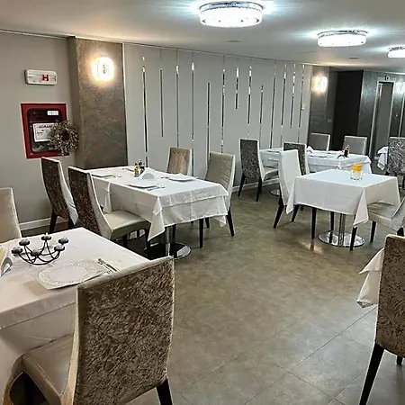 Hotel Delpack 4*